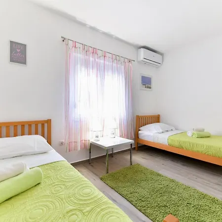 Bella Villa *